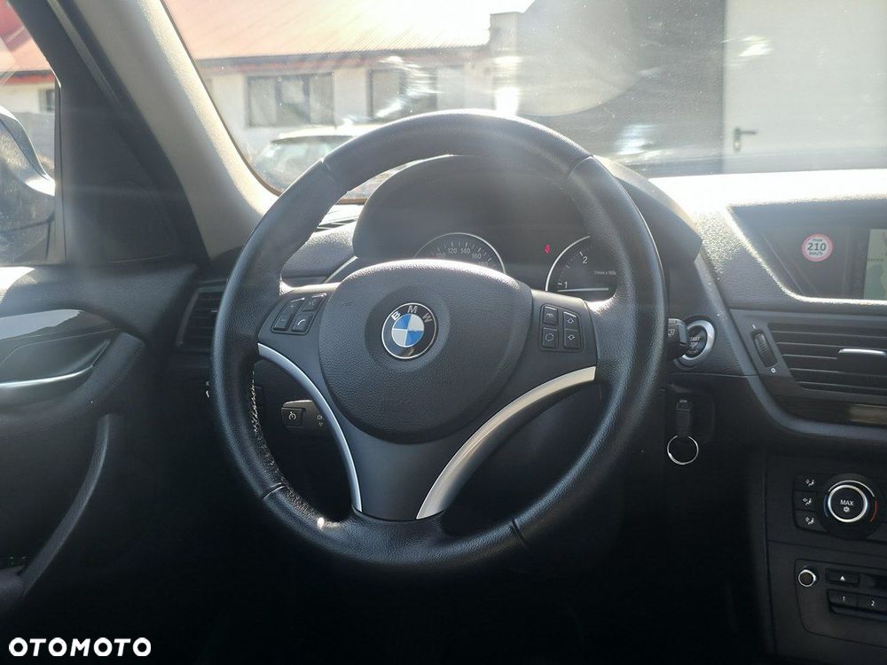 BMW X1 - 13