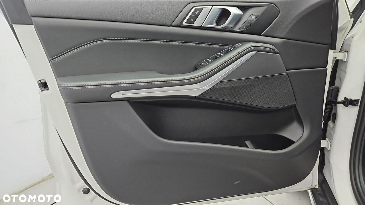 BMW X5 xDrive25d - 10