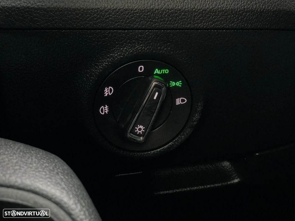 Skoda Superb Break 2.0 TDI Style DSG - 9