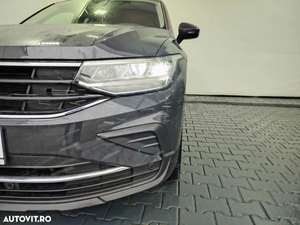 Volkswagen Tiguan 2.0 TDI 4Mot DSG Life - 38