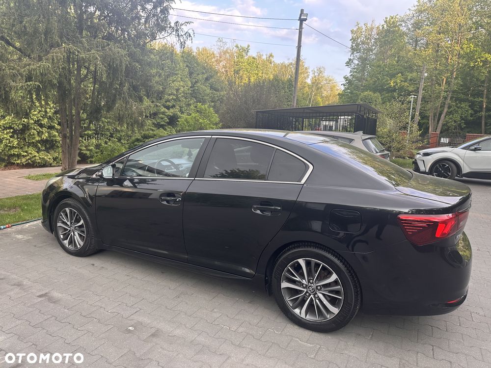 Toyota Avensis 2.0 D-4D Selection - 2
