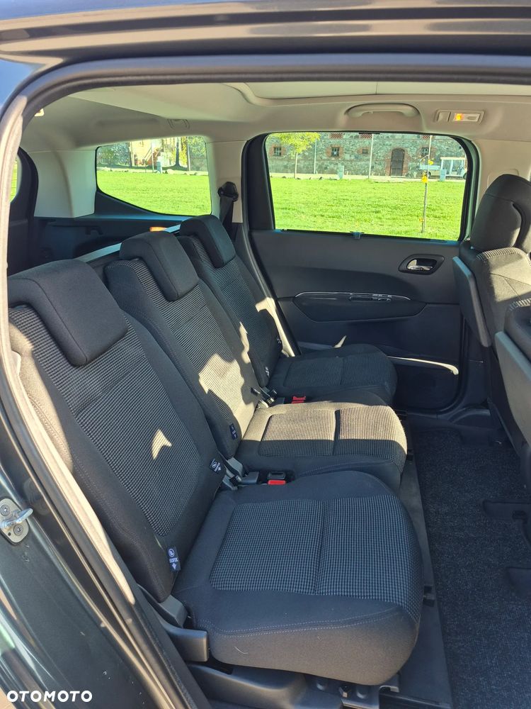 Peugeot 5008 1.6 THP Premium - 27