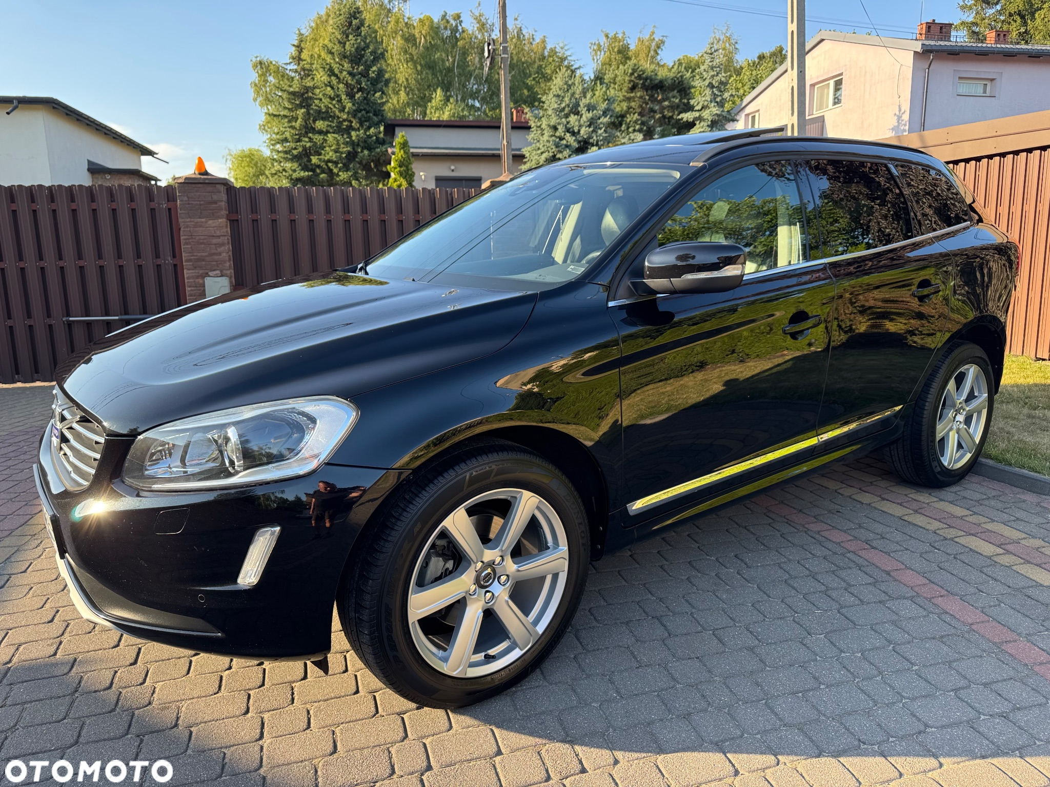Volvo XC 60 D4 AWD Momentum - 3