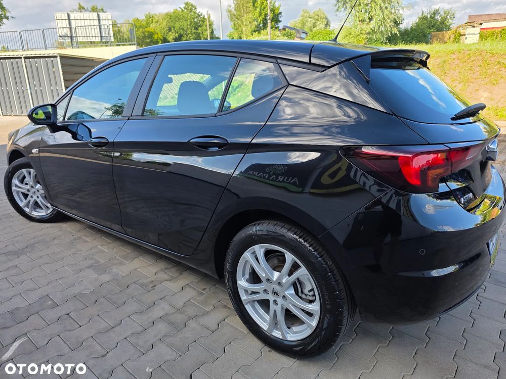 Opel Astra 1.2 Turbo Business Edition - 6