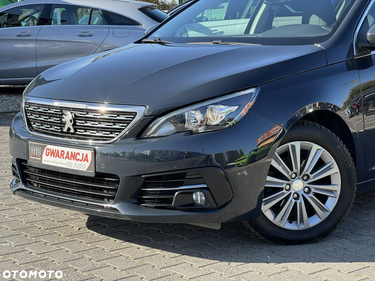 Peugeot 308 1.2 PureTech Business Line S&S - 12
