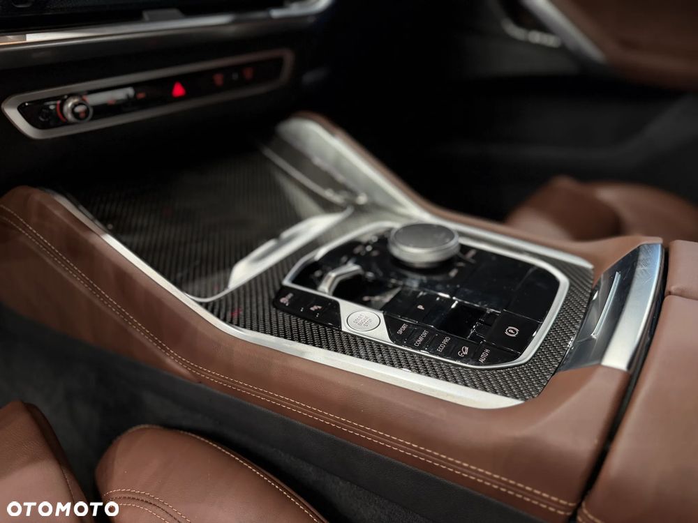 BMW X6 - 12