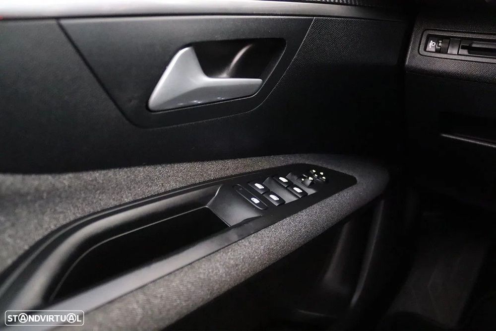 Peugeot 3008 PureTech 130 Stop & Start EAT6 Active - 10