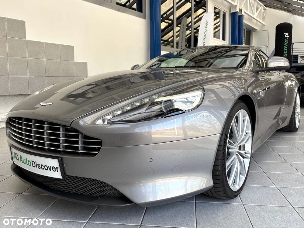 Aston Martin DB9 - 1