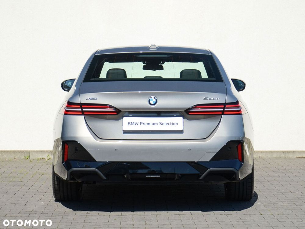 BMW Seria 5 - 11