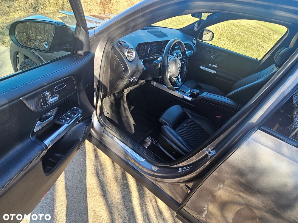 Mercedes-Benz GLB 220 d 8G-DCT - 10