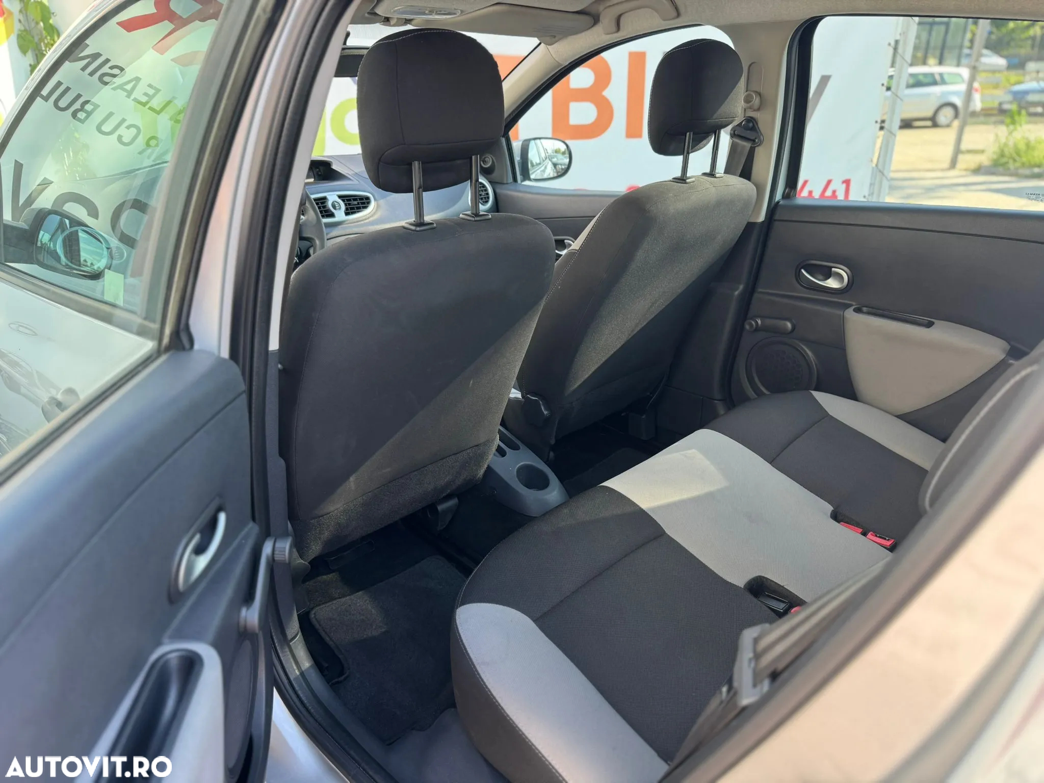 Renault Clio 1.2 16V 75 Collection - 26