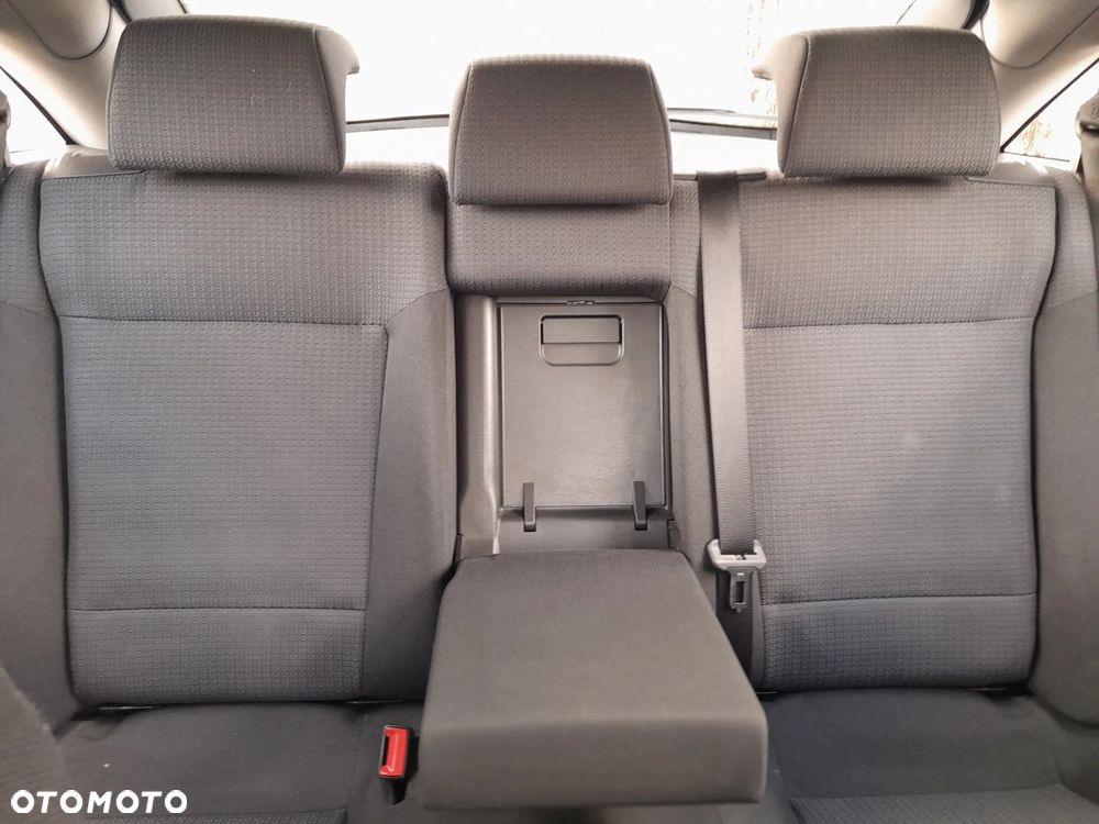 Opel Vectra 2.2 Elegance - 14