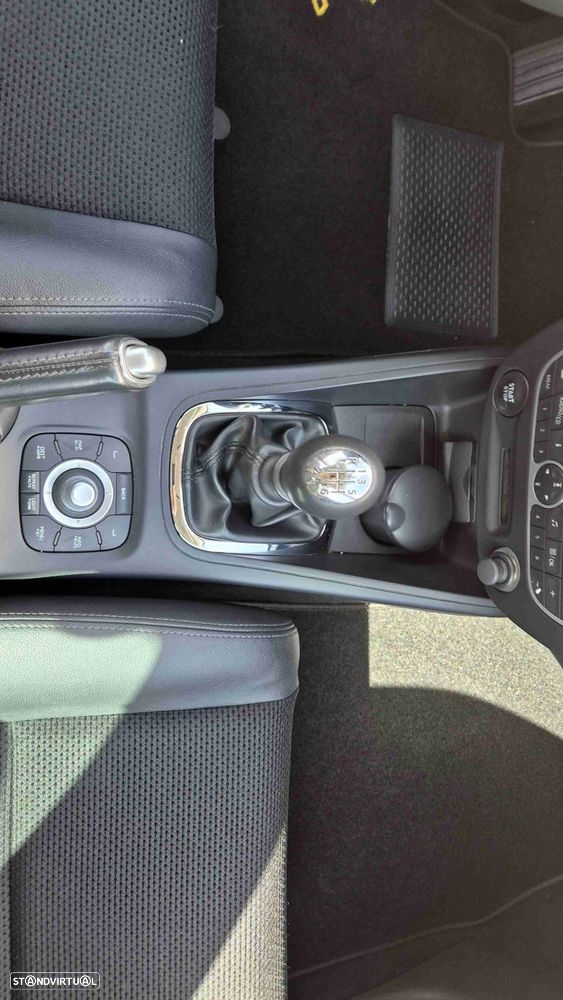 Renault Mégane 1.5 dCi Dynamique S - 11