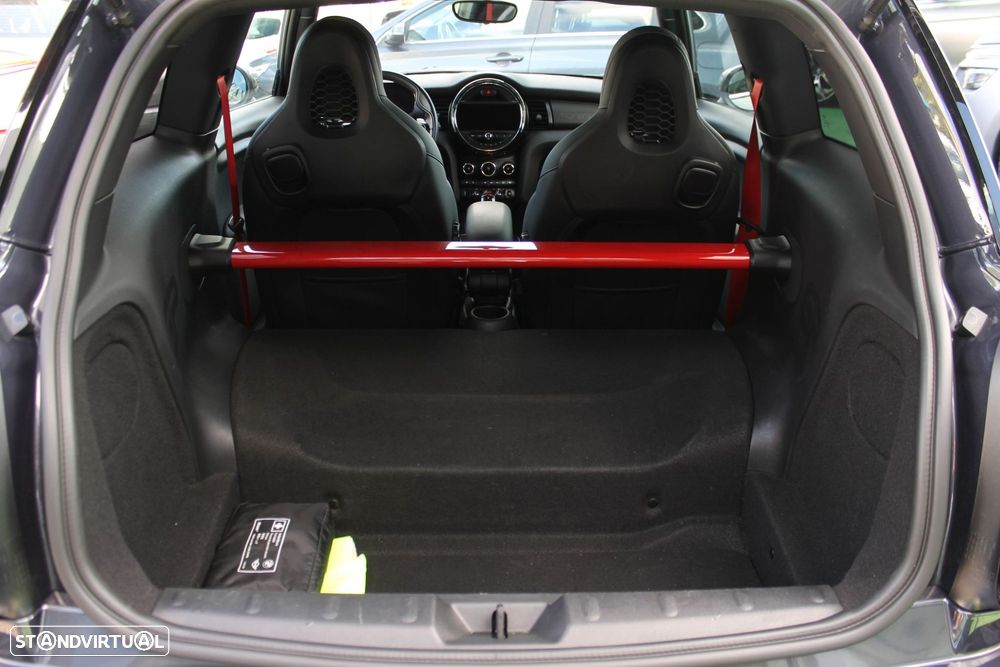 MINI 3 Portas John Cooper Works GP Aut. - 33