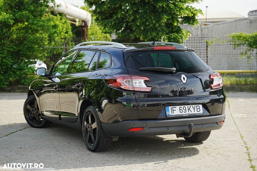 Renault Megane ENERGY TCe 130 Start & Stop Bose Edition - 35
