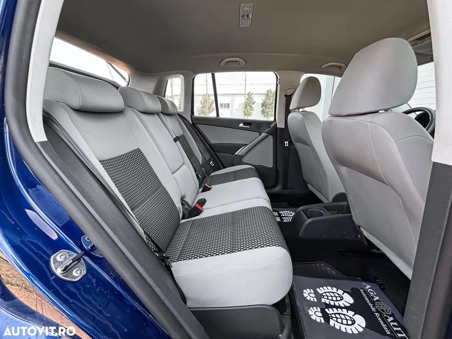 Volkswagen Tiguan - 10