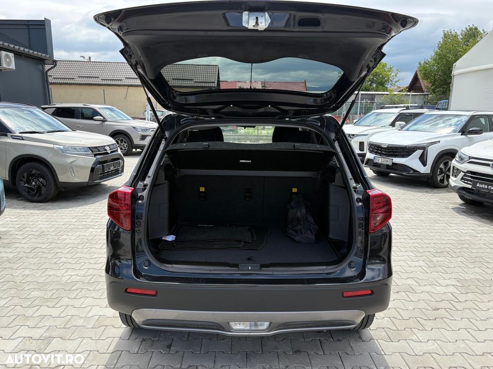 Suzuki Vitara 1.5 AllGrip HEV Passion - 6