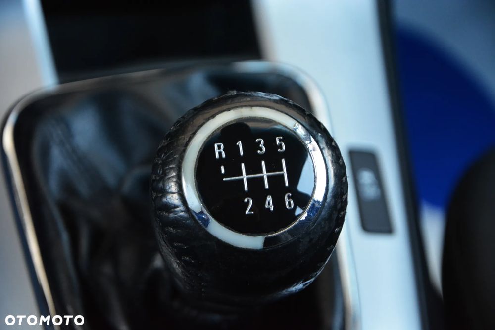 Chevrolet Cruze - 16