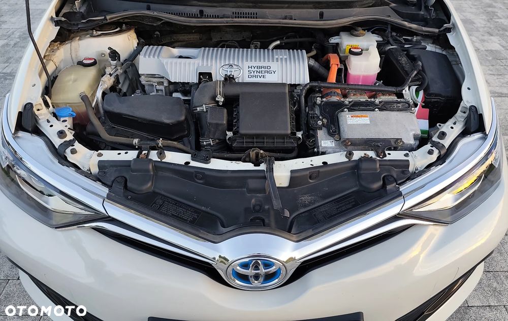 Toyota Auris - 12