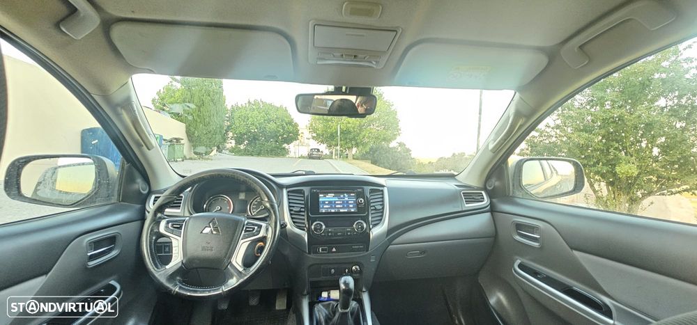 Mitsubishi L200 2.4 DI-D CD Space Cab Strakar 4WD - 6