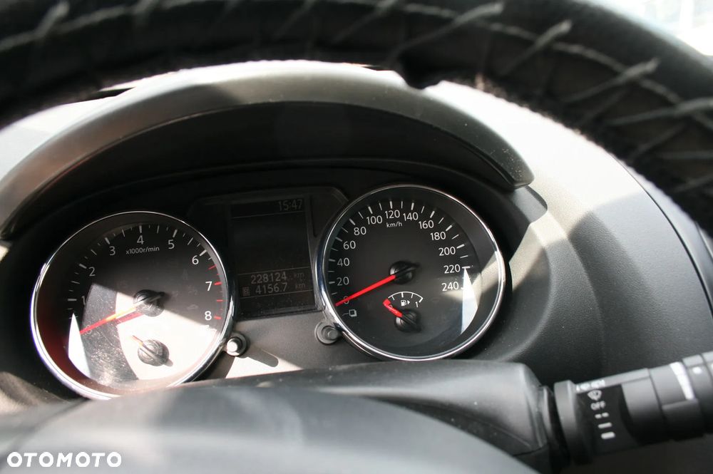 Nissan Qashqai 1.6 acenta - 17