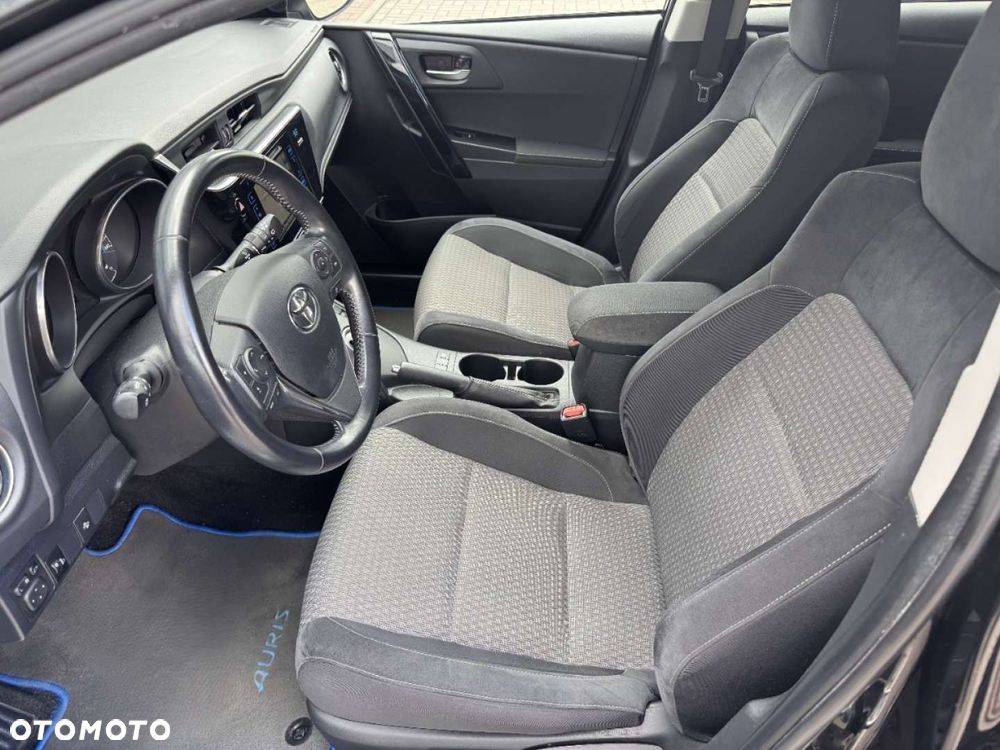 Toyota Auris Hybrid 135 Prestige - 18