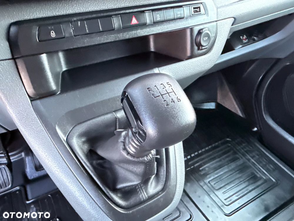 Toyota Proace Long L2 Zabudowa Warsztatowa ,Brygadówka DOKA 6-miejsc Salon PL, Jeden Właściciel - 17
