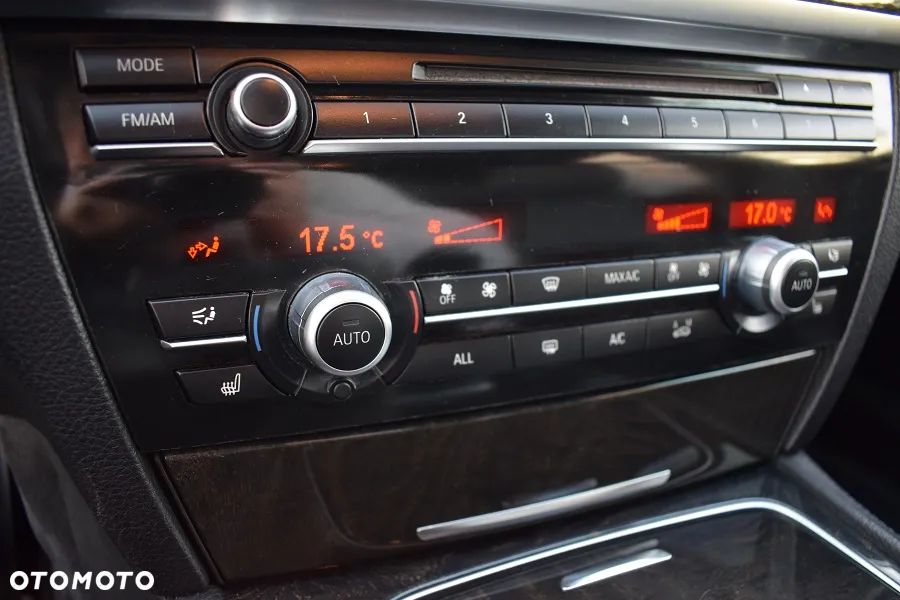 BMW Seria 7 740Li Edition Exclusive - 14