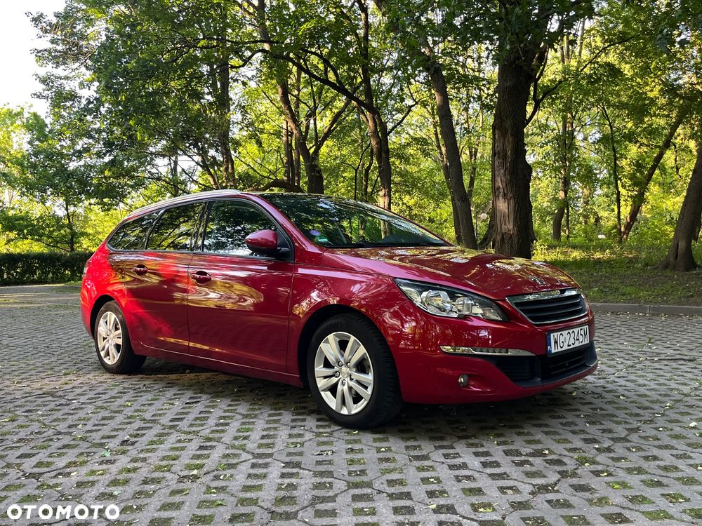 Peugeot 308 1.2 PureTech Business Line S&S - 1