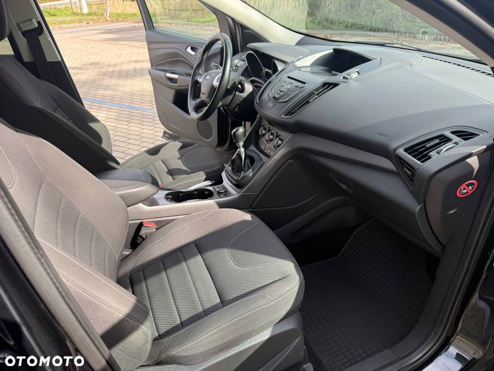 Ford Kuga - 9