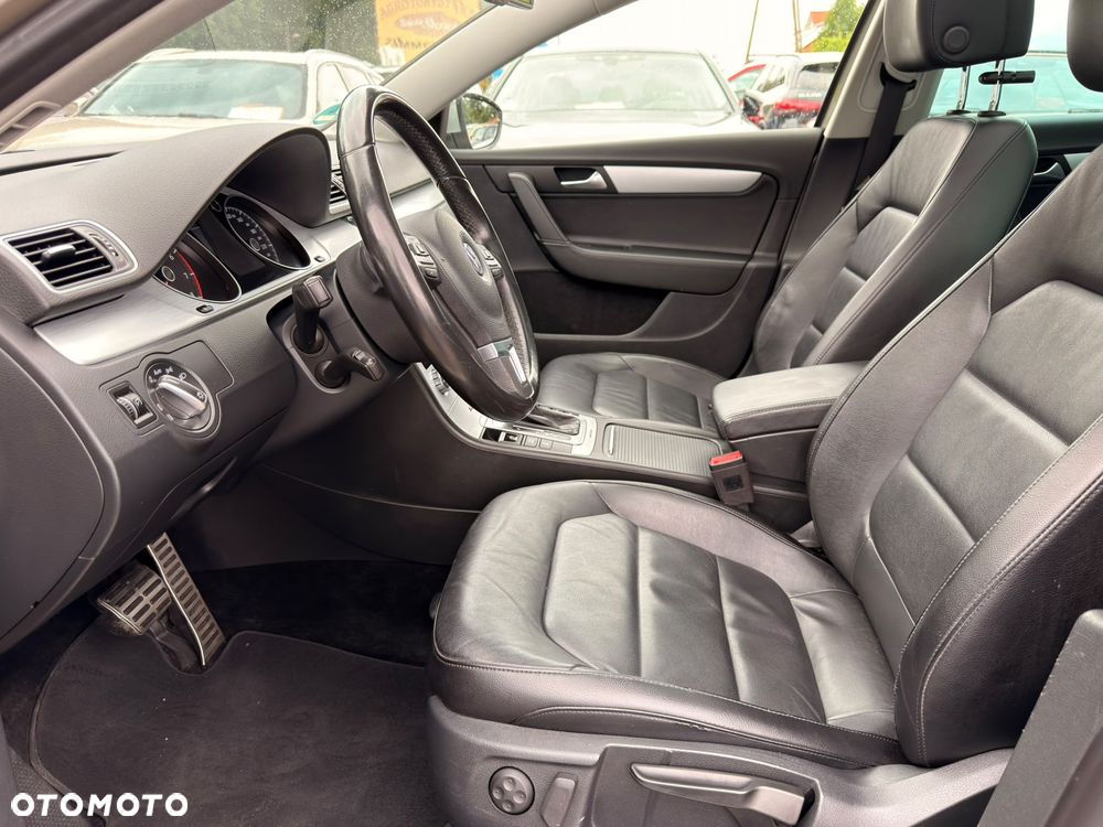 Volkswagen Passat Alltrack - 14