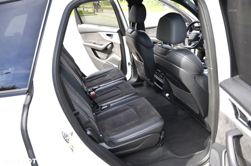 Audi Q7 50 TDI mHEV Quattro S Line Tiptr - 10