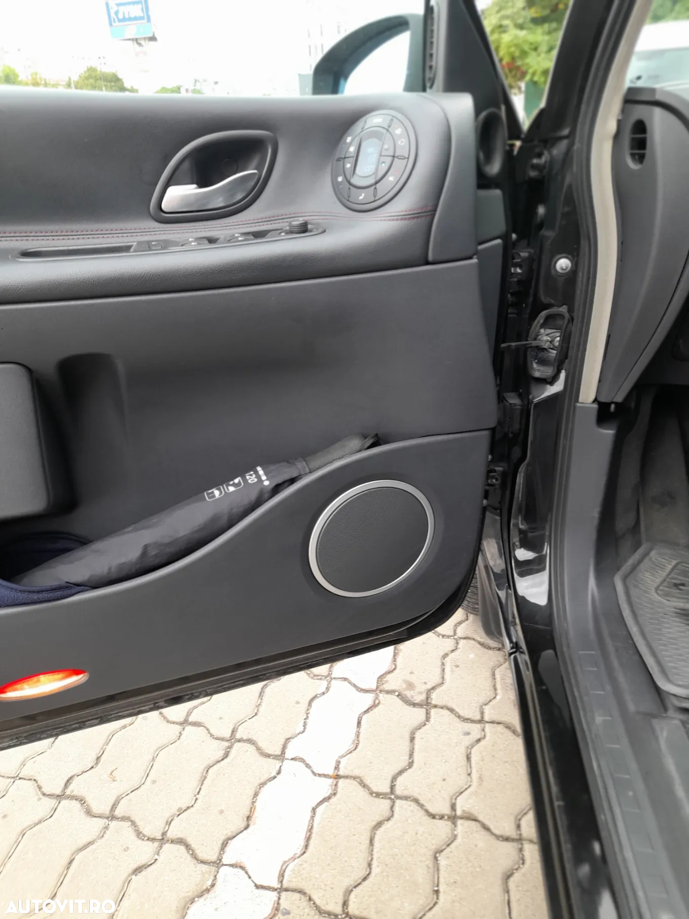 Renault Espace 2.0 dCi Privilege - 11