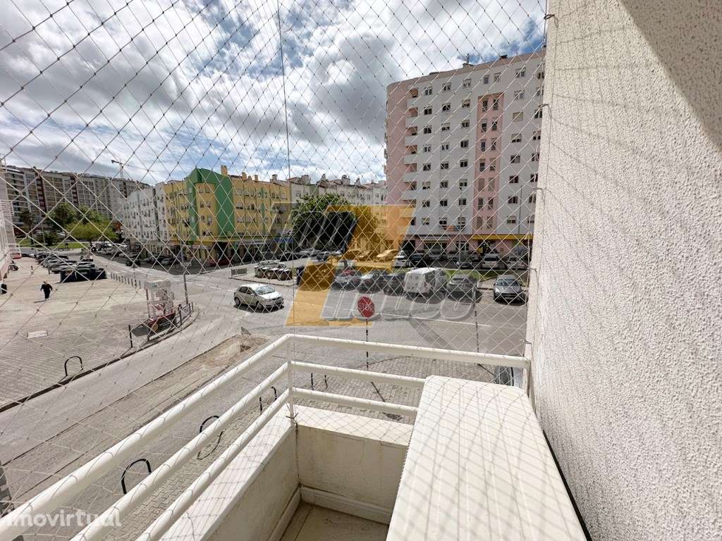 Apartamento T2 Impecável em Santa Marta do Pinhal - Grande imagem: 4/19