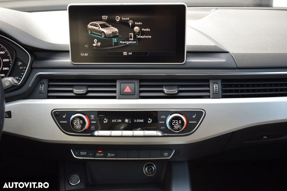 Audi A4 2.0 TDI DPF S line Sportpaket - 36