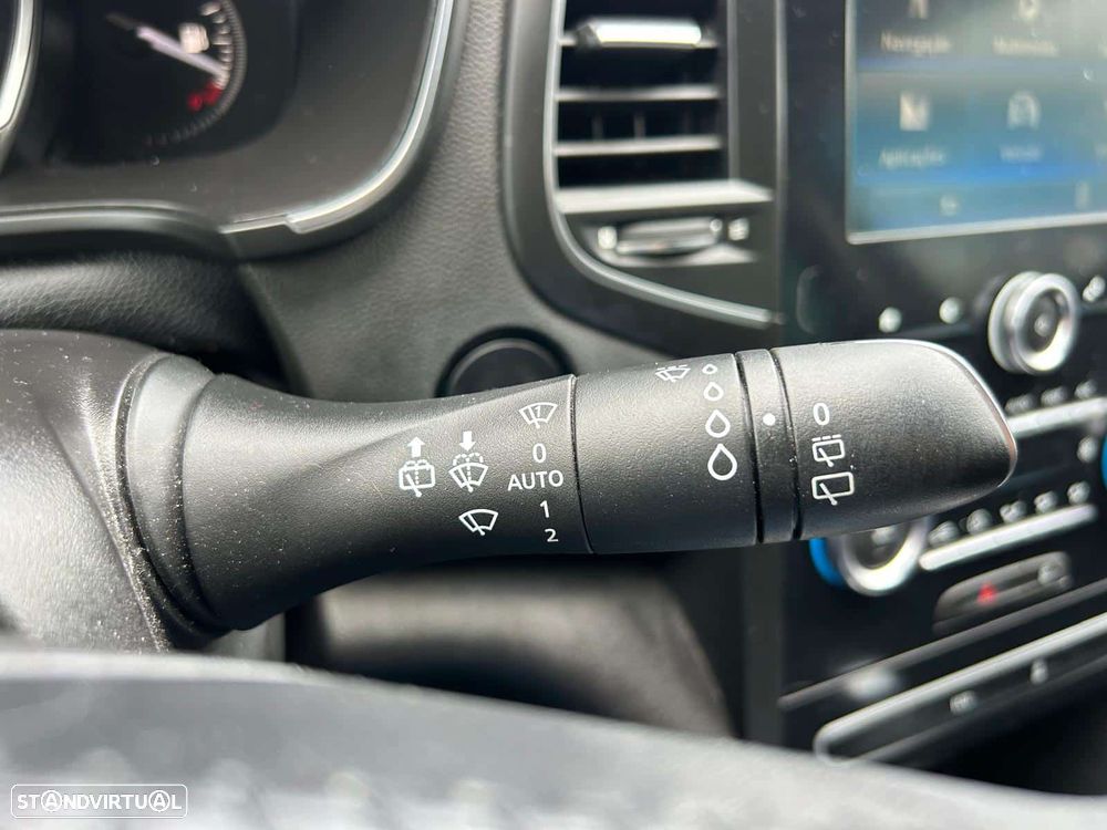 Renault Mégane ENERGY TCe 130 EDC LIMITED - 21