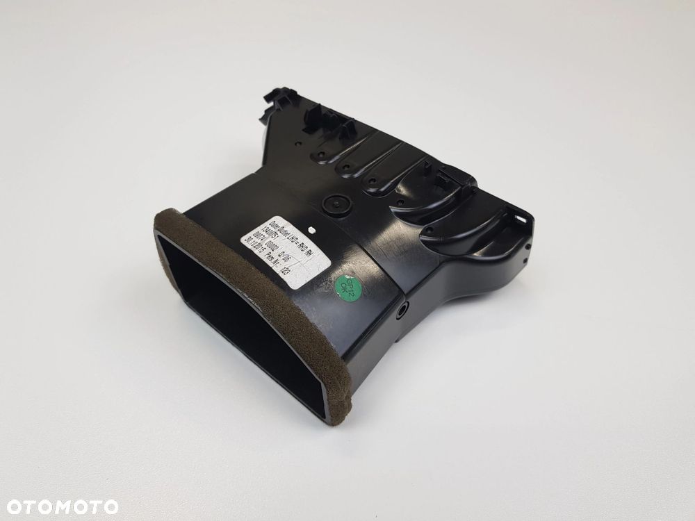 Kratka nawiewu powietrza Prawa Opel Astra K V 13406751 - 2