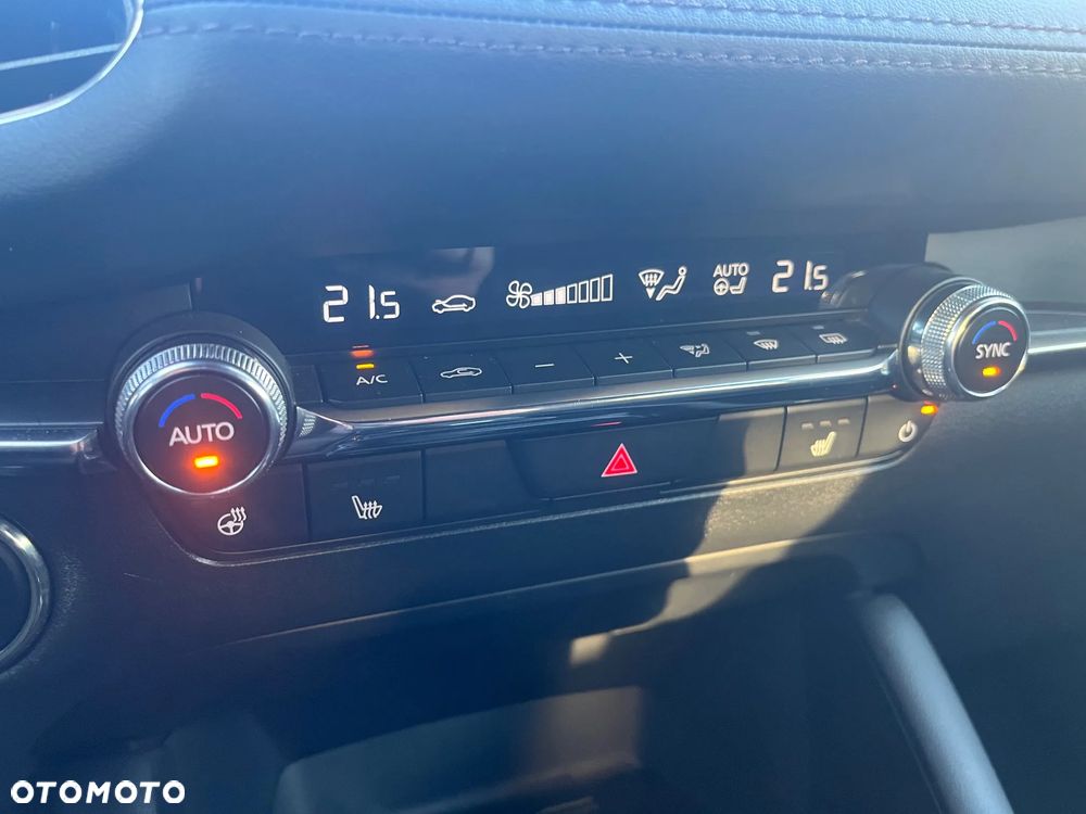 Mazda 3 2.0 mHEV Exclusive-Line - 18