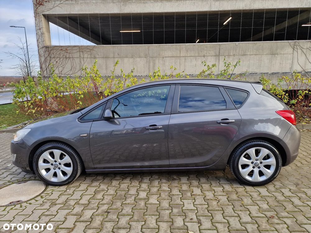 Opel Astra 1.7 CDTI DPF Design Edition - 7