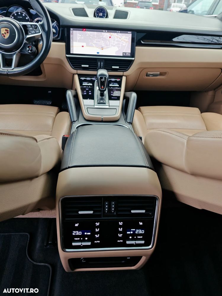 Porsche Cayenne E-Hybrid Tiptronic S - 35