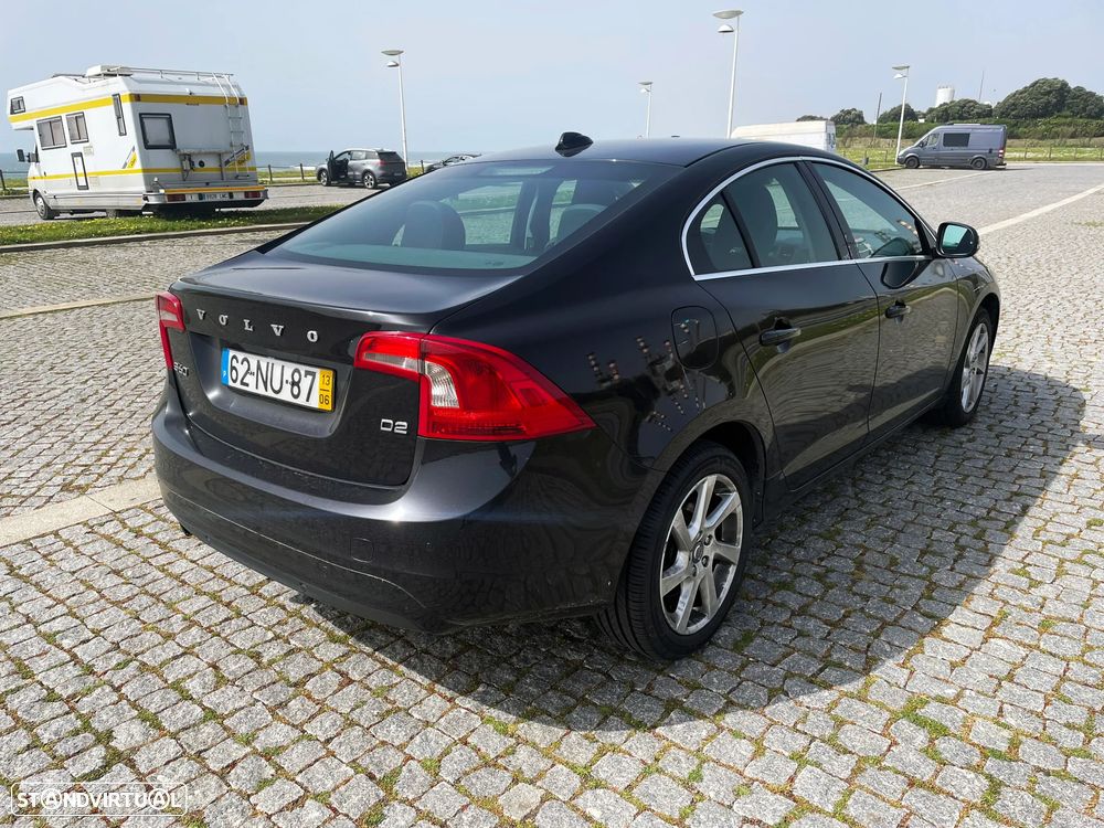 Volvo S60 1.6 D2 Drive Momentum Start/Stop - 5