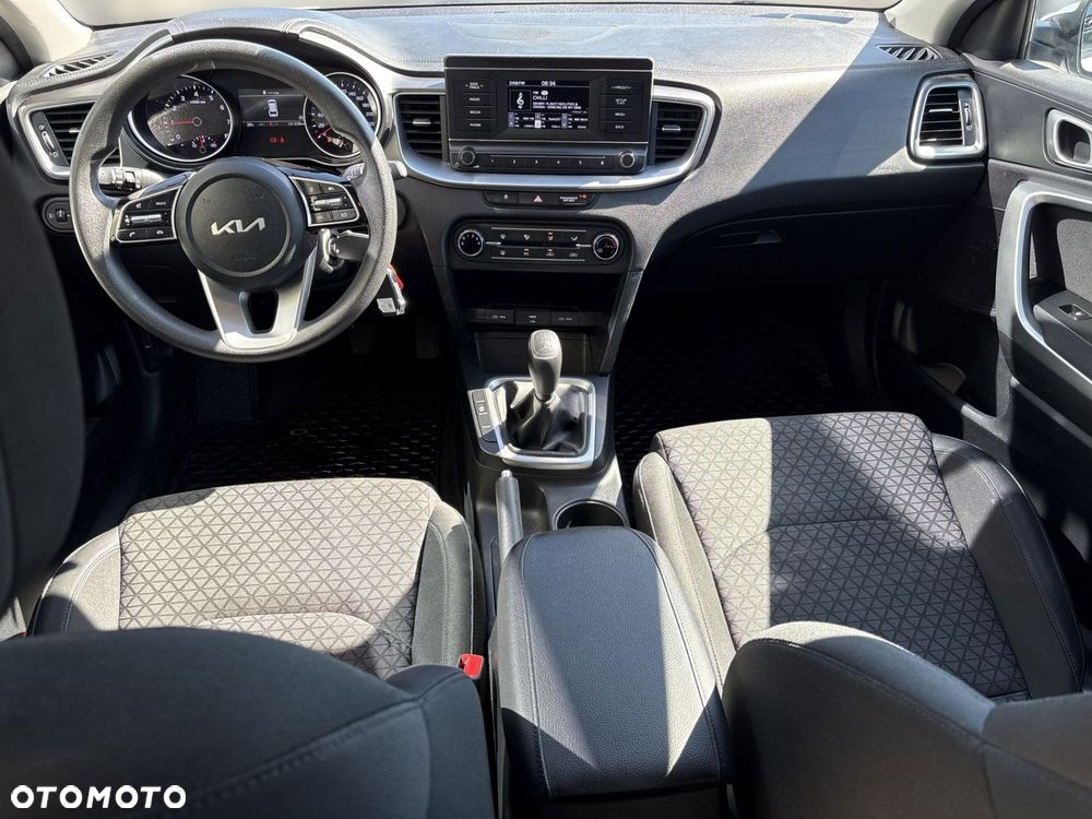 Kia Ceed - 19