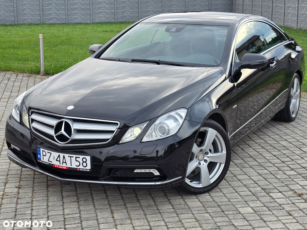 Mercedes-Benz E-Class 2010 photo 3