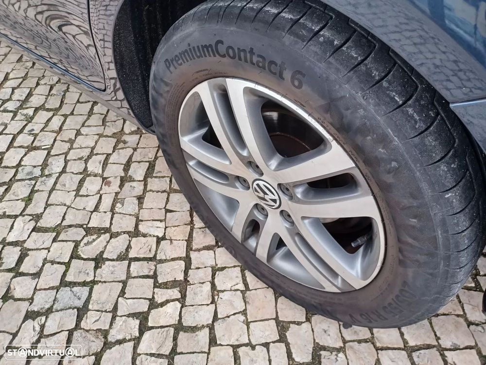 VW Jetta 1.9 TDi Confortine DSG - 16