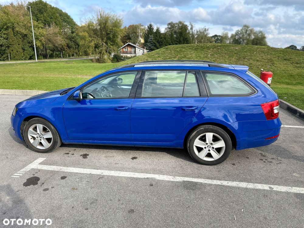 Skoda Octavia 2.0 TDI 4x4 DSG Ambition - 4