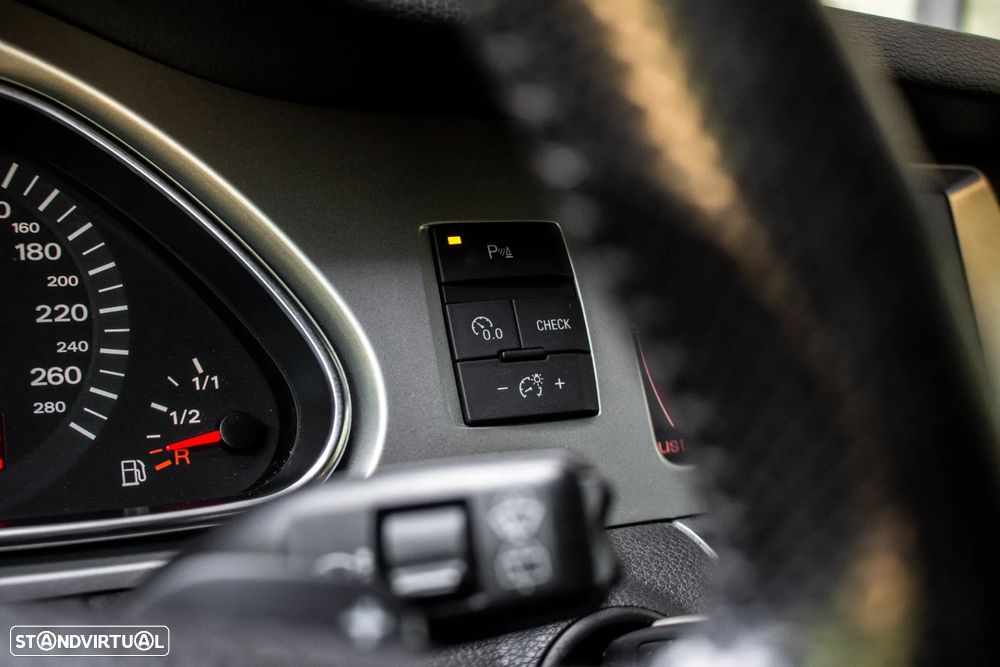 Audi Q7 3.0 TDI Tiptronic - 19