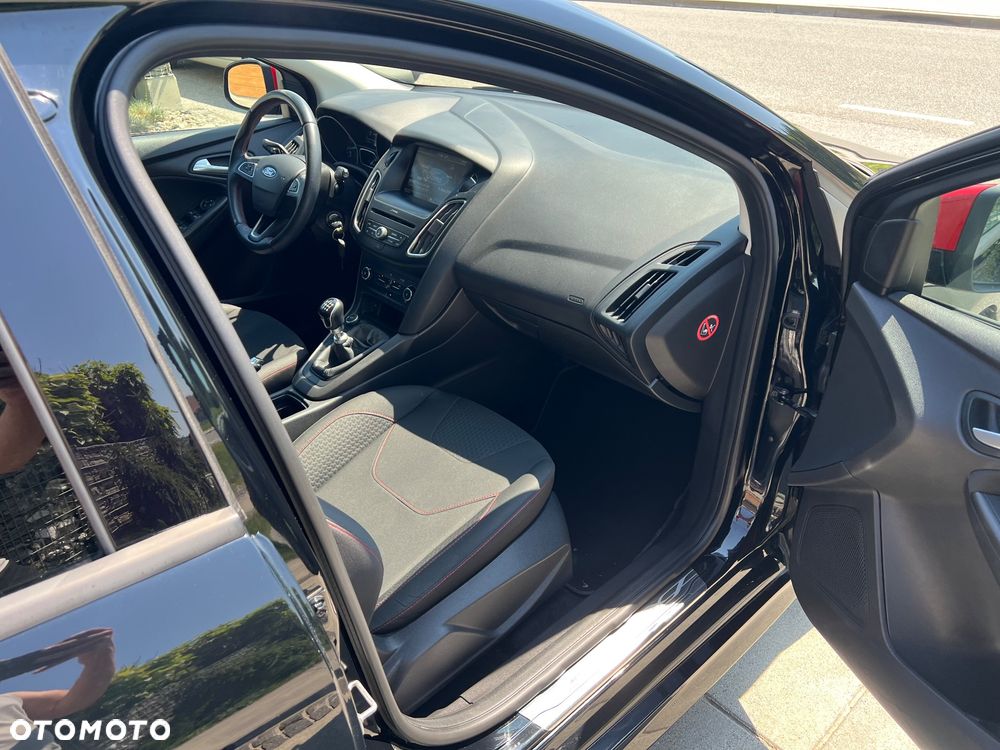 Ford Focus 1.5 EcoBoost Platinium X ASS - 29