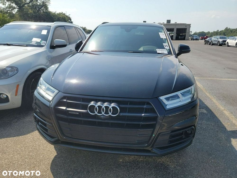 Audi Q5 2019 photo 2