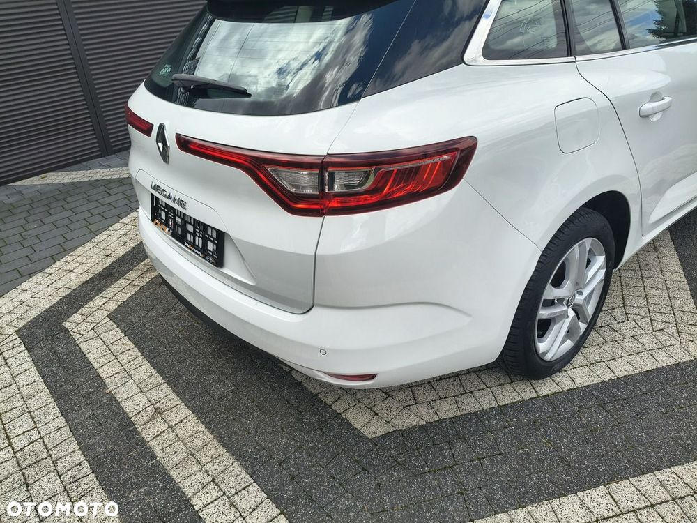 Renault Megane ENERGY TCe 130 BUSINESS - 27