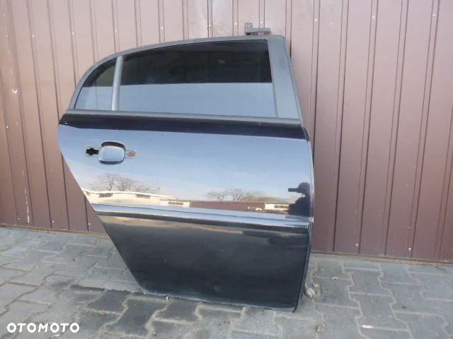 DRZWI PRAWY TYŁ PRAWE TYLNE OPEL VECTRA C SEDAN 02-05 Z20R